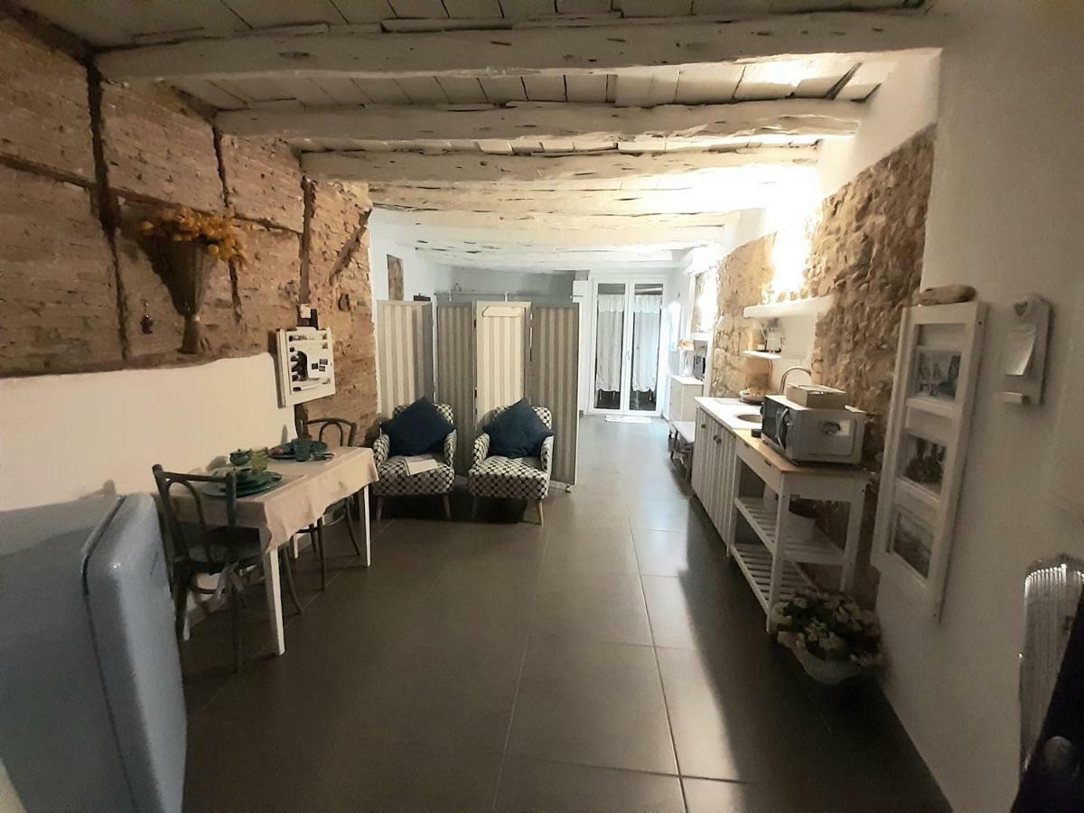 Cozy Loft In The Heart Of Cagliari Villa Exterior photo